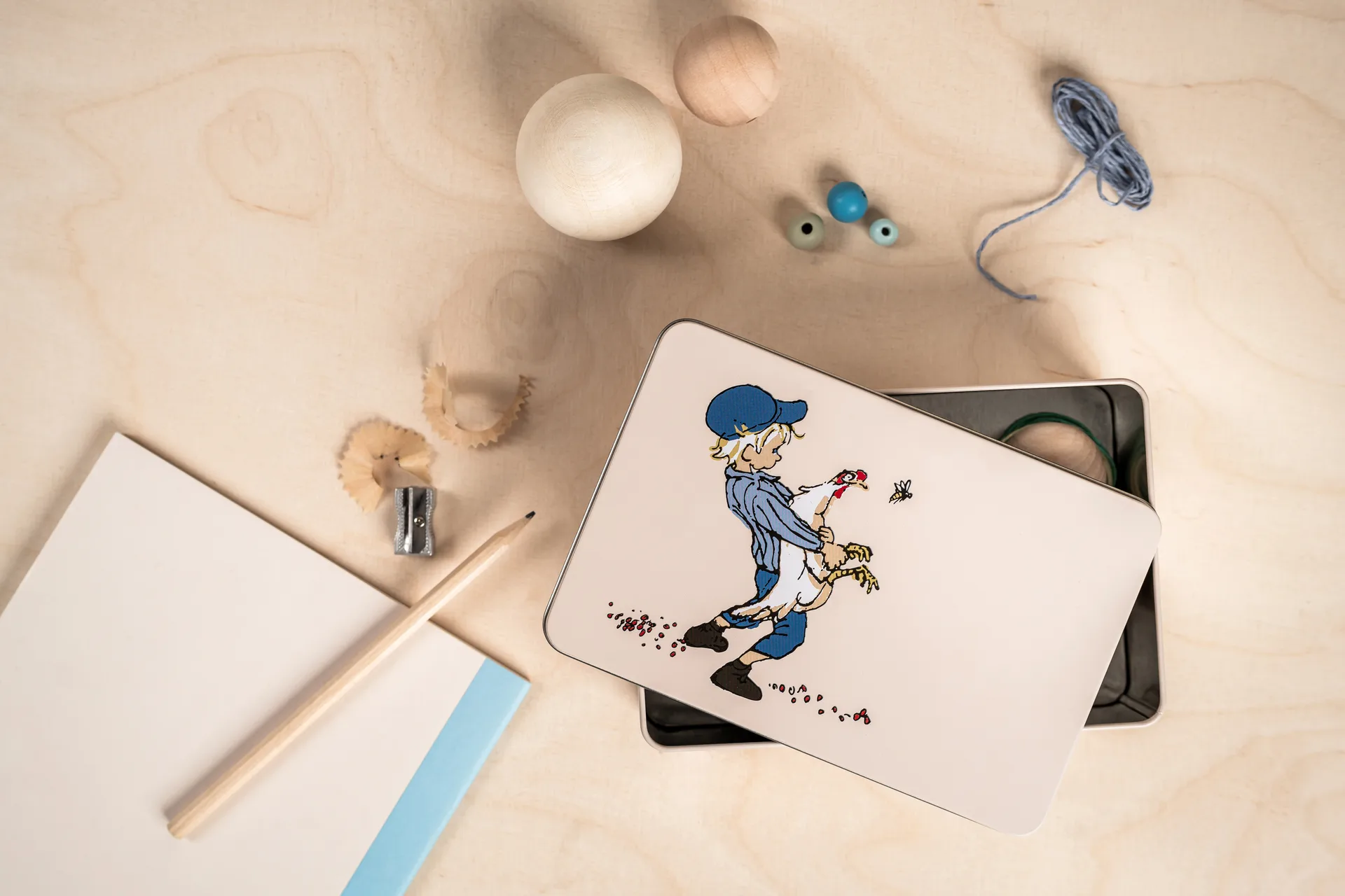 Emil blikken 18x12x6 cm, Cluck Cluck Muurla