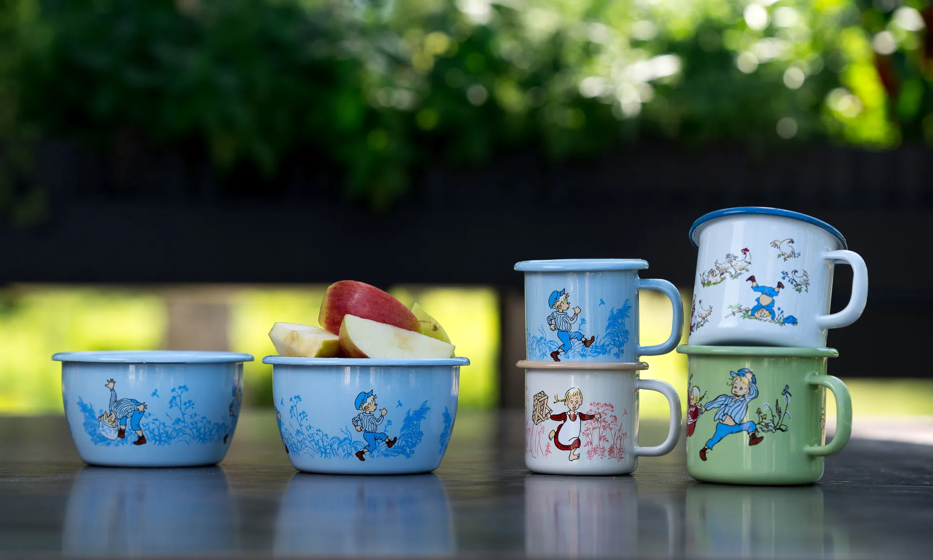 Emil & Ida emaillen mok 2,5 dl, Green Muurla