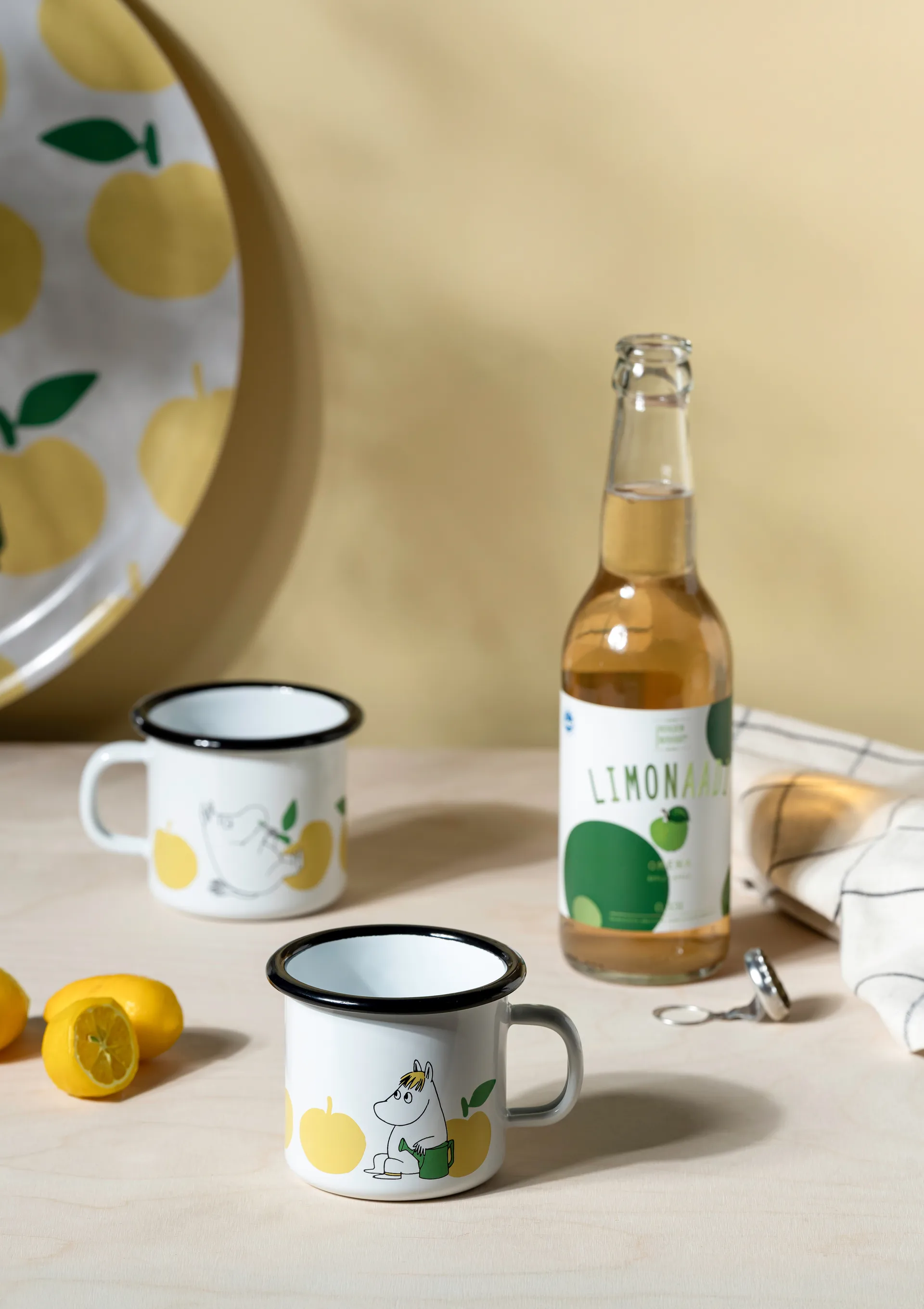 Moomin emaille mok 25 cl, Joyfull Apples Muurla