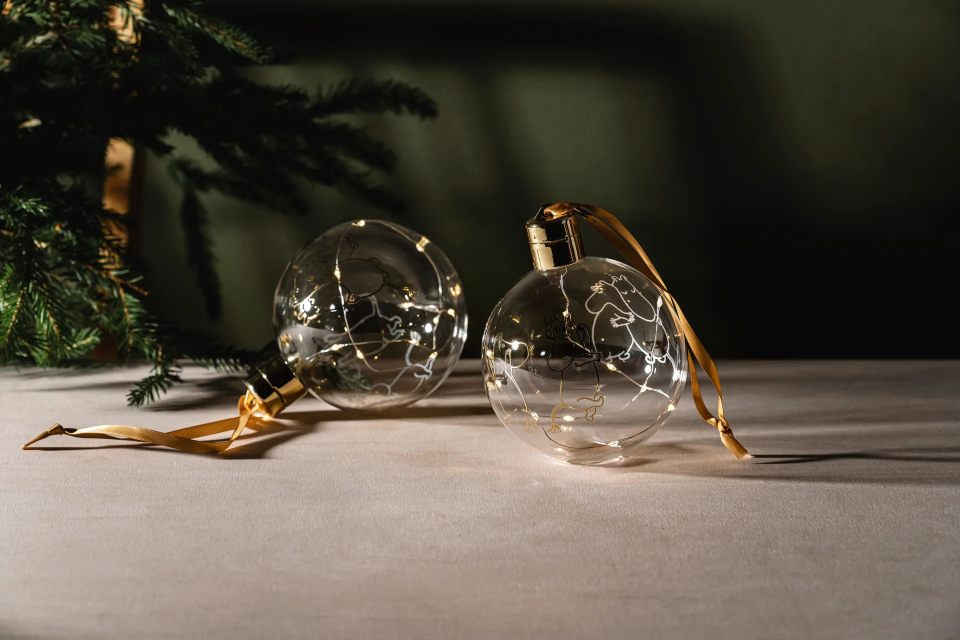 Mumin 80 kerstbal met LED-licht Ø11 cm, Klar Muurla