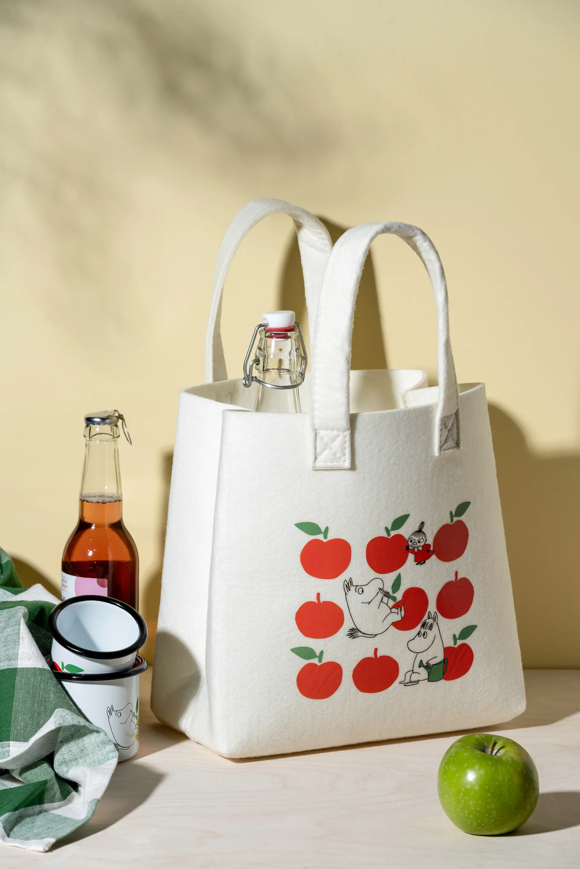 Mumin Tote Bag tas 25x25 cm, Joyfull Apples Muurla