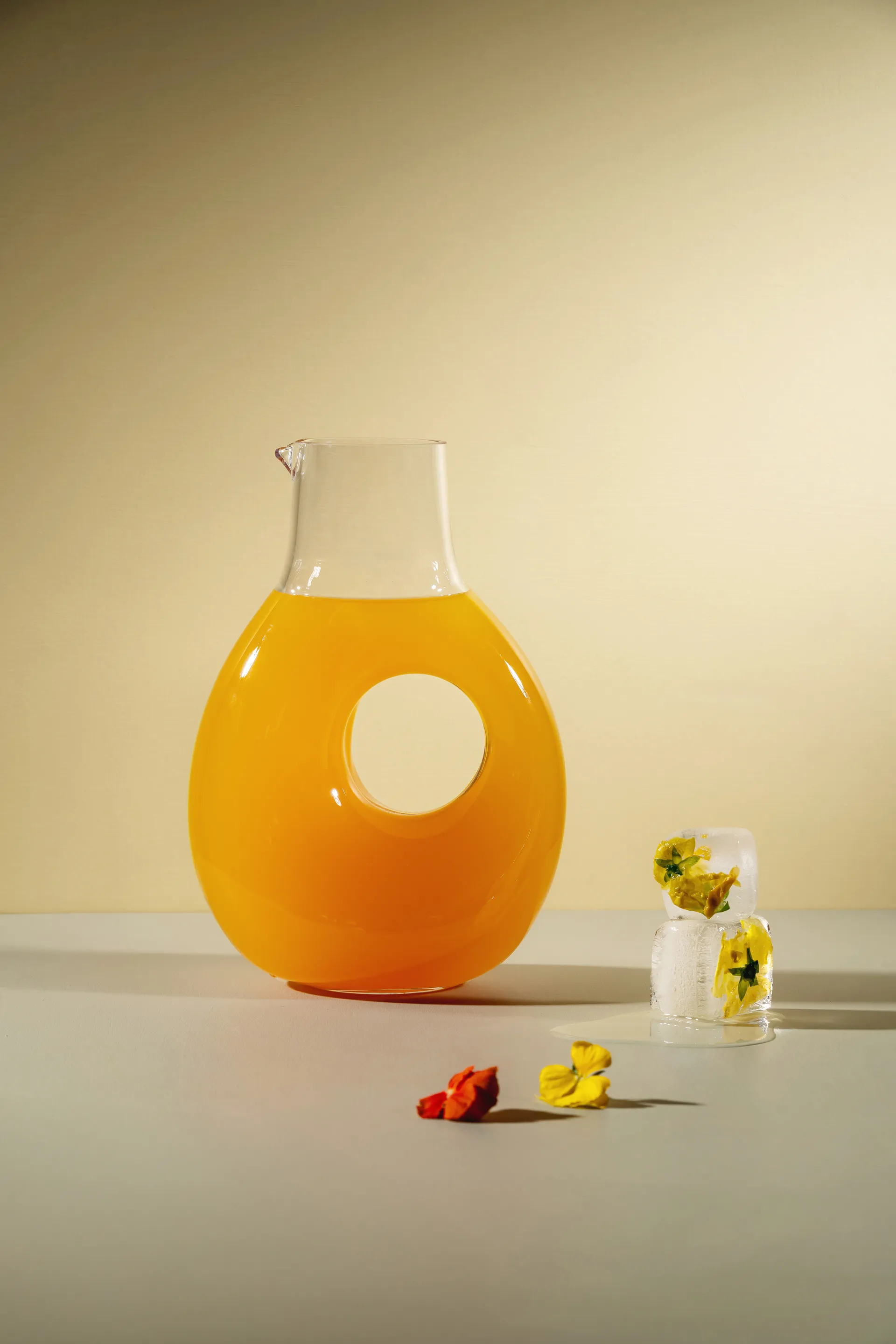 O karaf 1,4 L, Helder Muurla