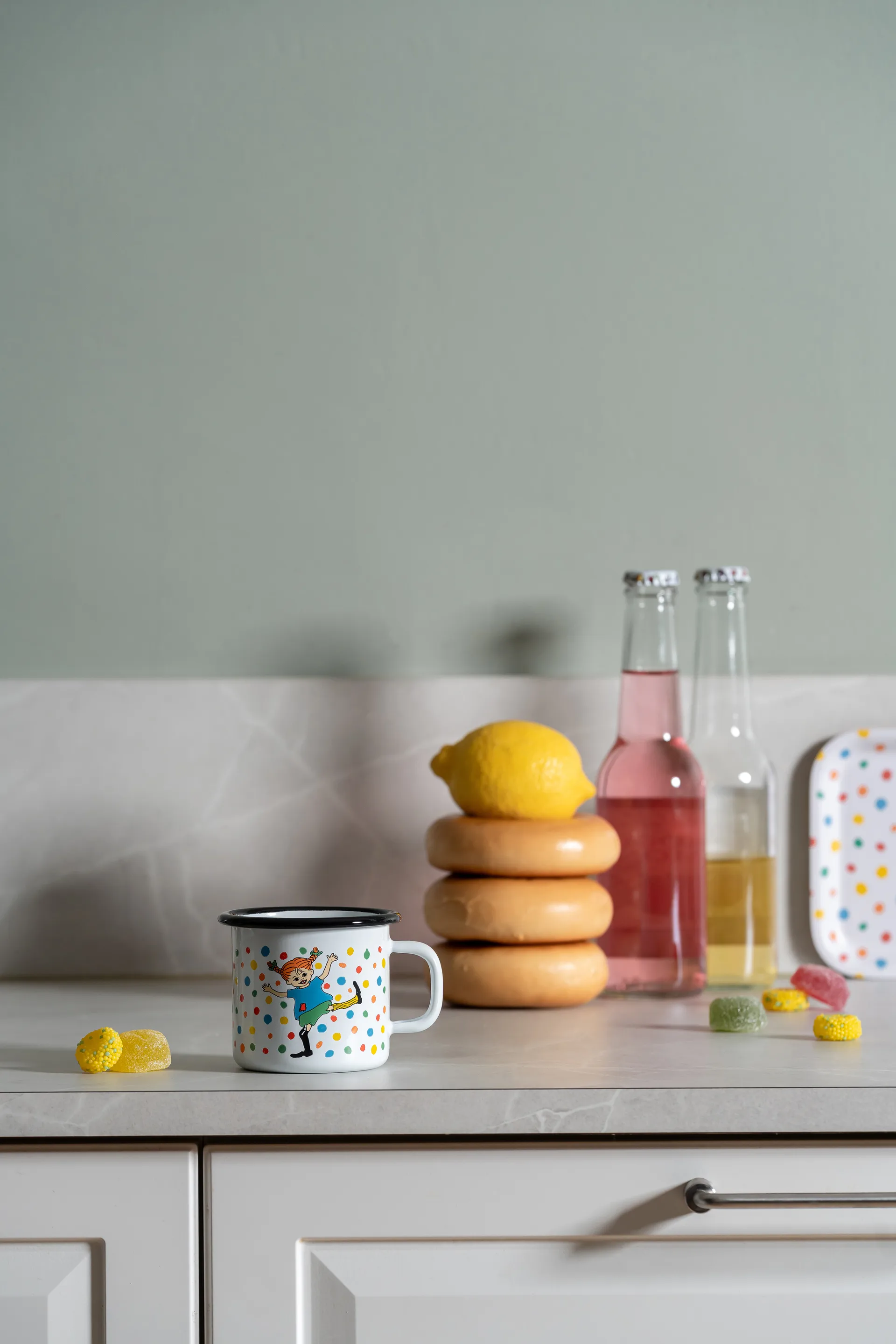 Pippi- geëmailleerde mok 2,5 dl, Hopsasa Muurla