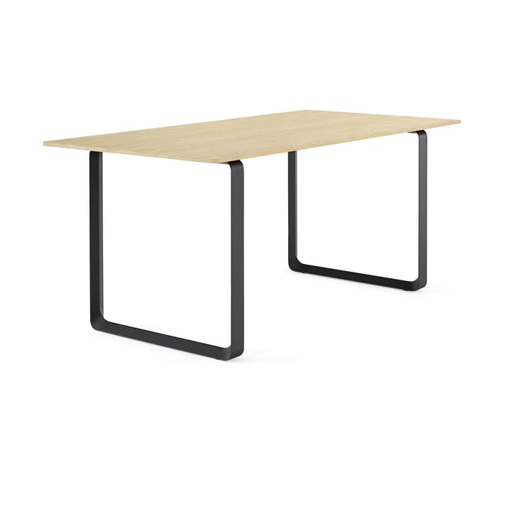 70/70 eettafel 170x85 cm, Solid smoked oak-Black Muuto
