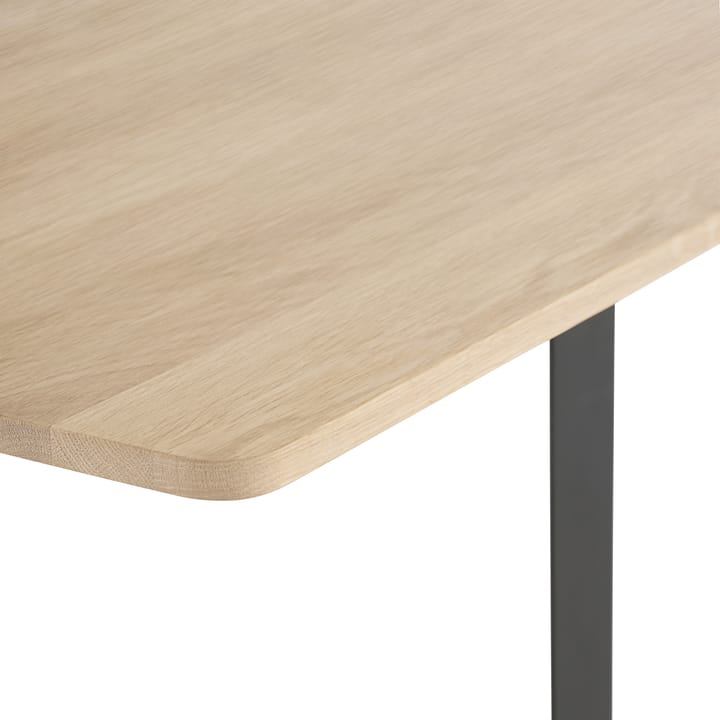 70/70 eettafel 170x85 cm, Solid smoked oak-Black Muuto