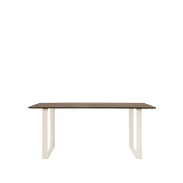 70/70 eettafel 170x85 cm - Solid smoked oak-Sand - Muuto