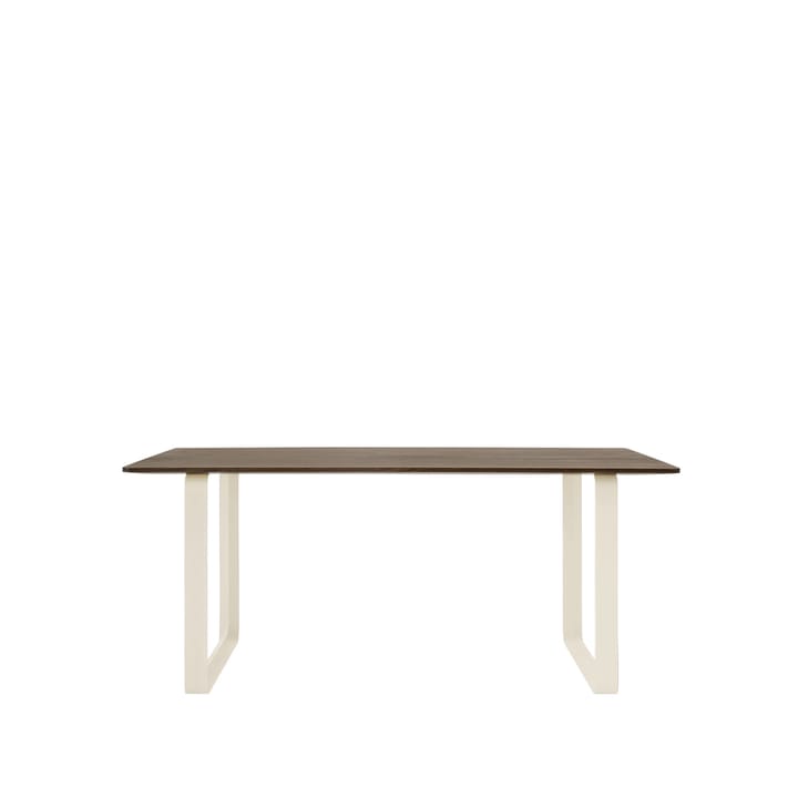 70/70 eettafel 170x85 cm - Solid smoked oak-Sand - Muuto