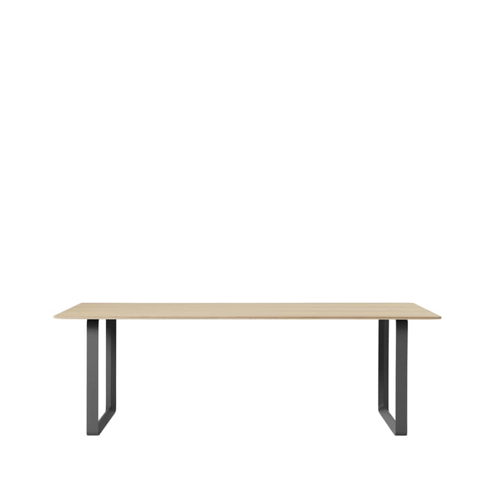 70/70 eettafel 225x90 cm - Oak veneer-Plywood-Black - Muuto