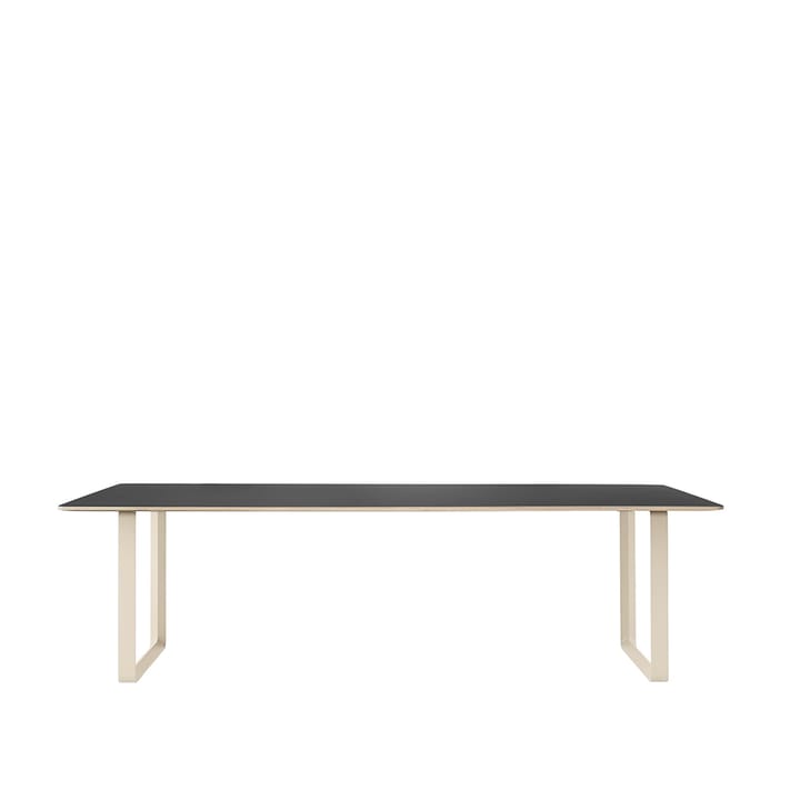 70/70 eettafel 255x108 cm - Black linoleum-Plywood-Sand - Muuto