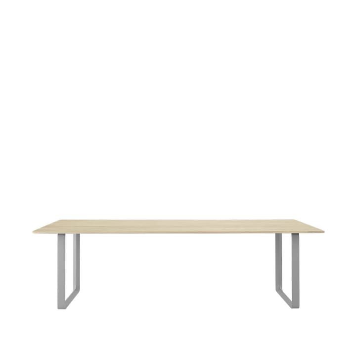 70/70 eettafel 255x108 cm - Solid oak-Grey - Muuto