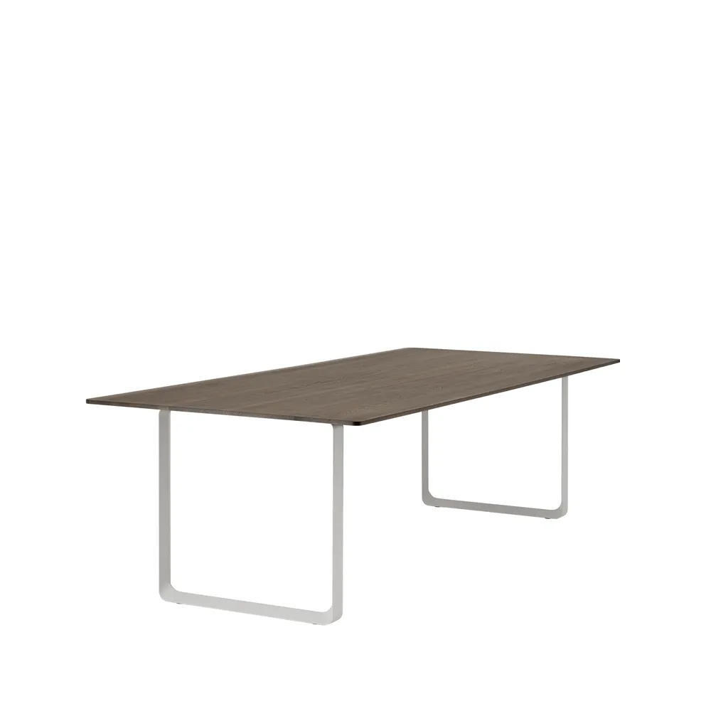 70/70 eettafel 255x108 cm, Solid smoked oak-Grey Muuto