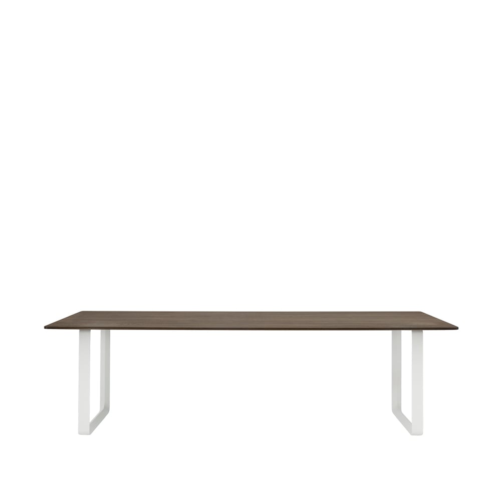 Muuto 70/70 eettafel 255x108 cm Solid smoked oak-White