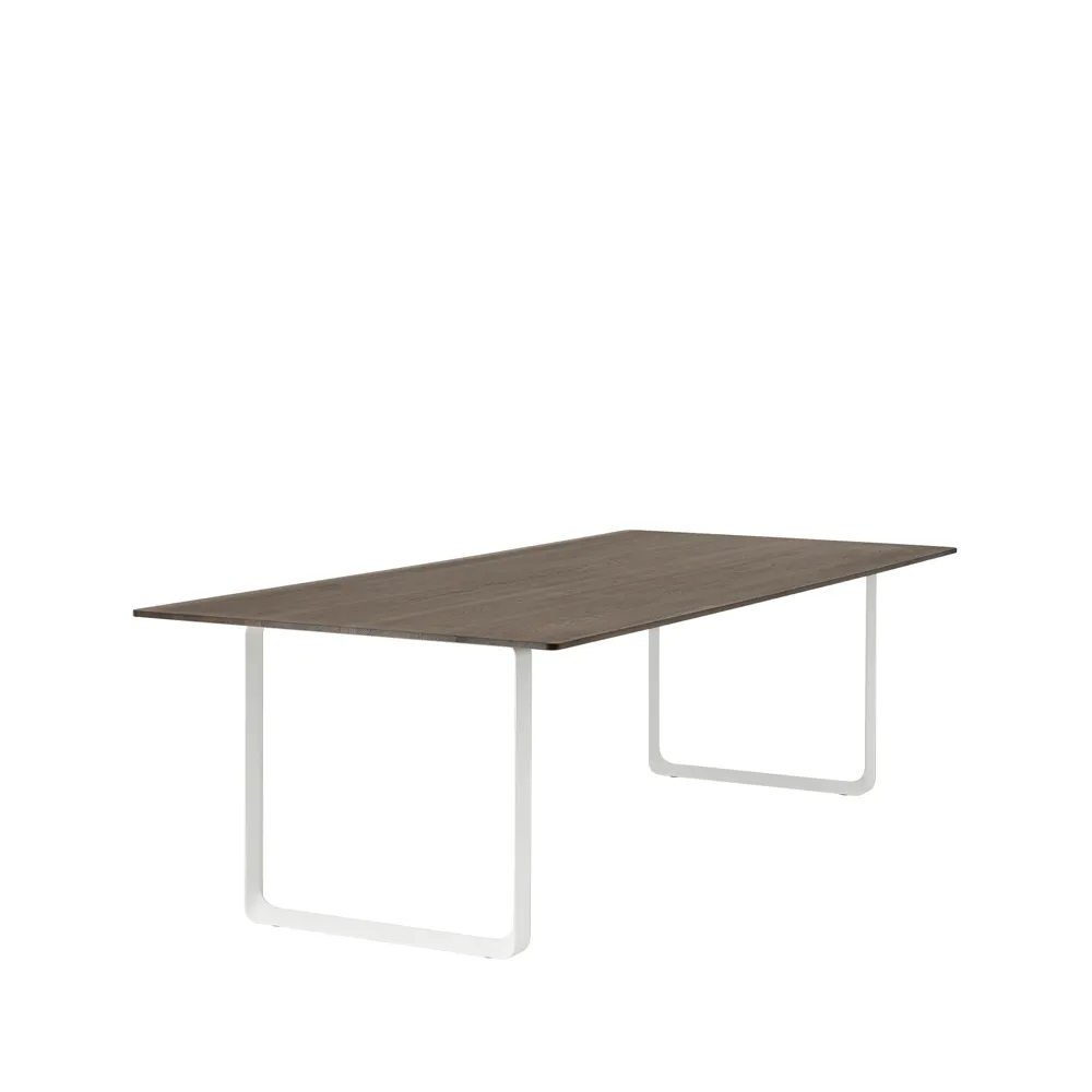 70/70 eettafel 255x108 cm, Solid smoked oak-White Muuto