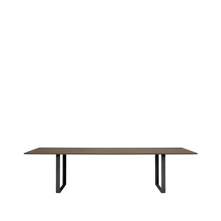 70/70 eettafel 295x108 cm - Solid smoked oak-Black - Muuto