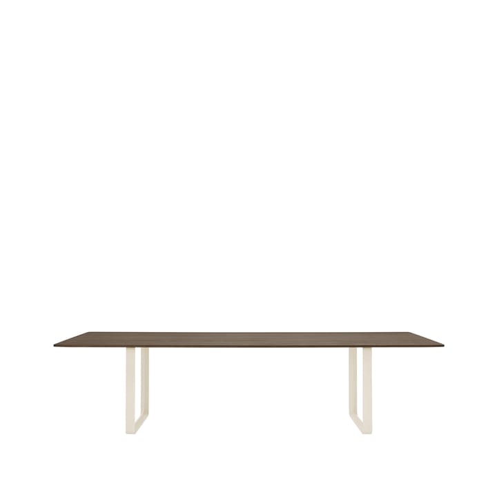 70/70 eettafel 295x108 cm - Solid smoked oak-Sand - Muuto