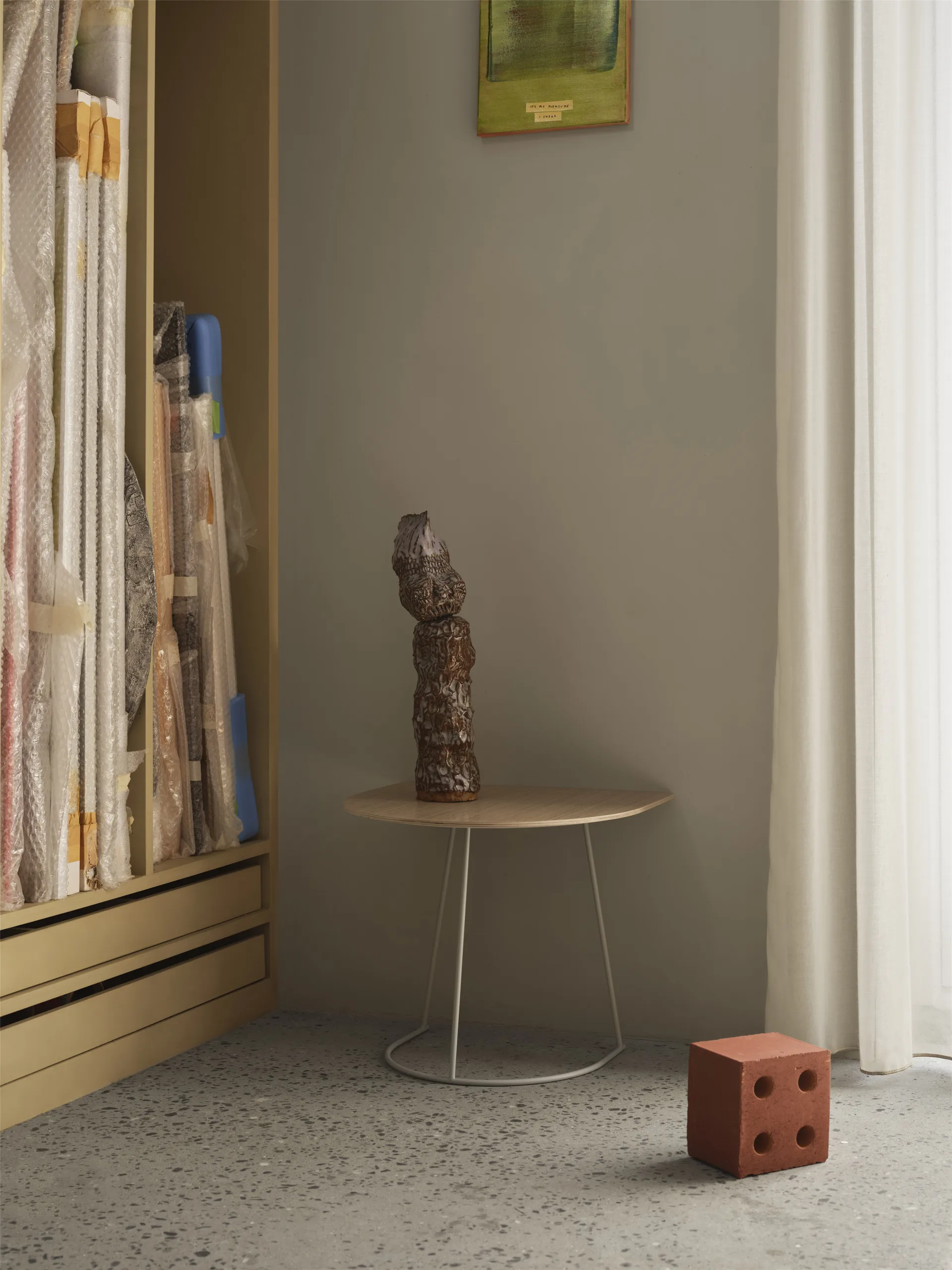 Airy bijzettafel half size, Gelakt eikenfineer-off white Muuto