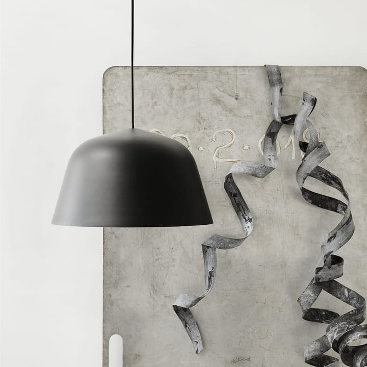 Ambit hanglamp Ø25 cm, zwart Muuto