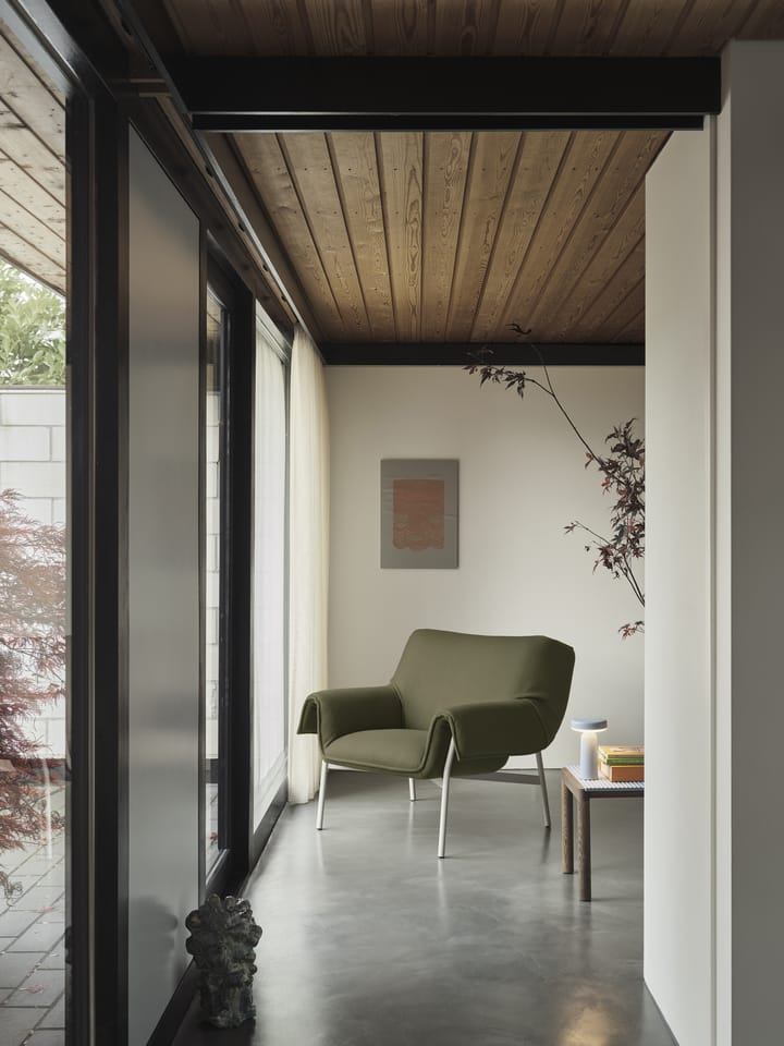 Couple 1 Wavy salontafel 40x84x40 cm, Pale blue-dark oiled oak Muuto