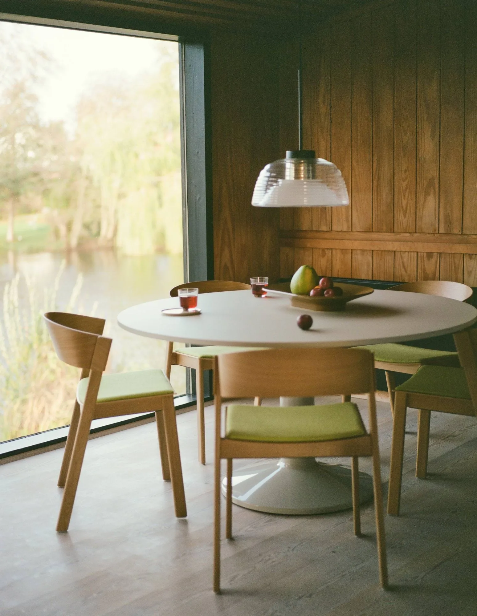 Cover Side Chair leather, Cognac-eikenhout Muuto
