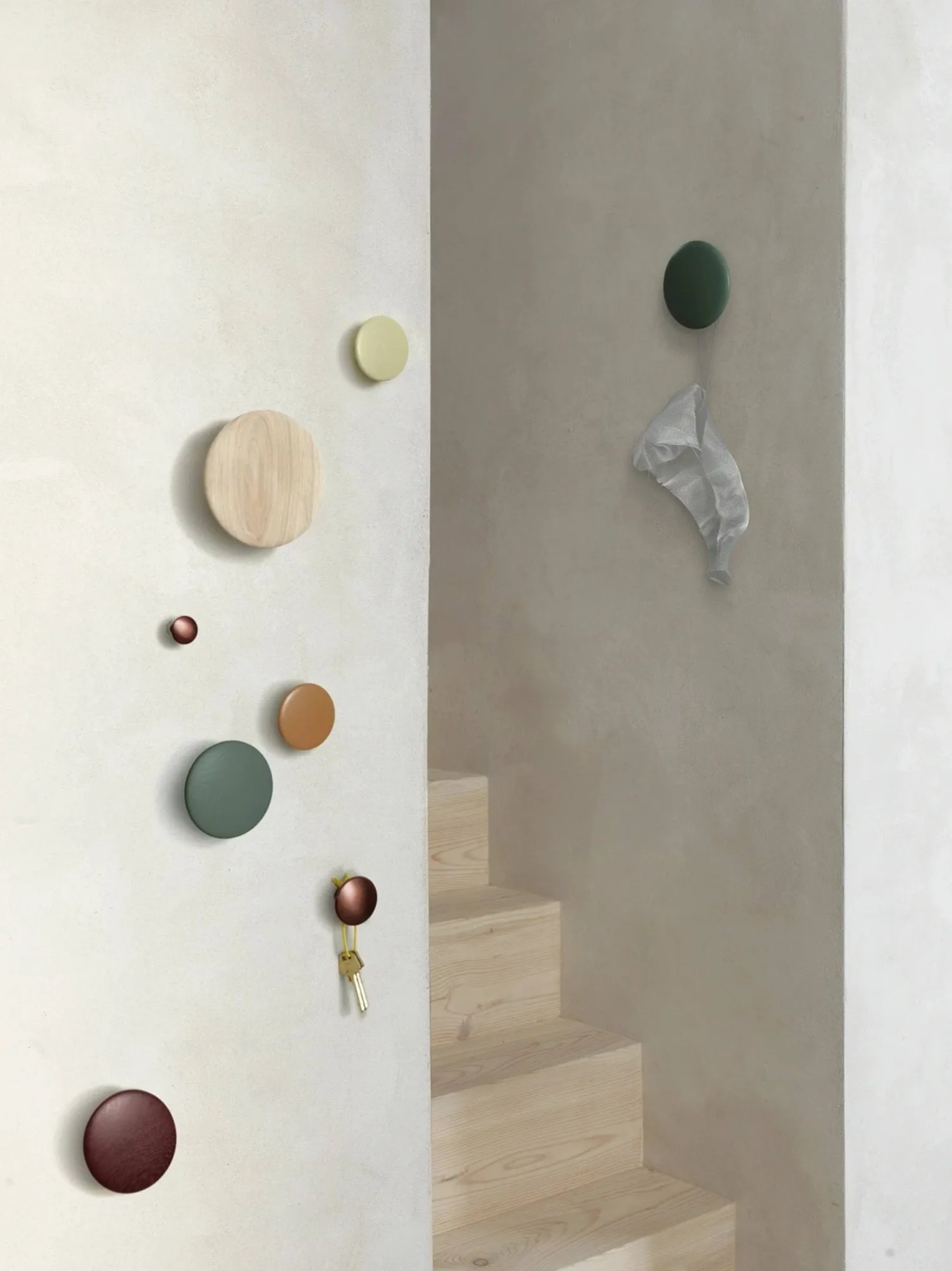 Dots wandhaak eikenhout, middel Muuto
