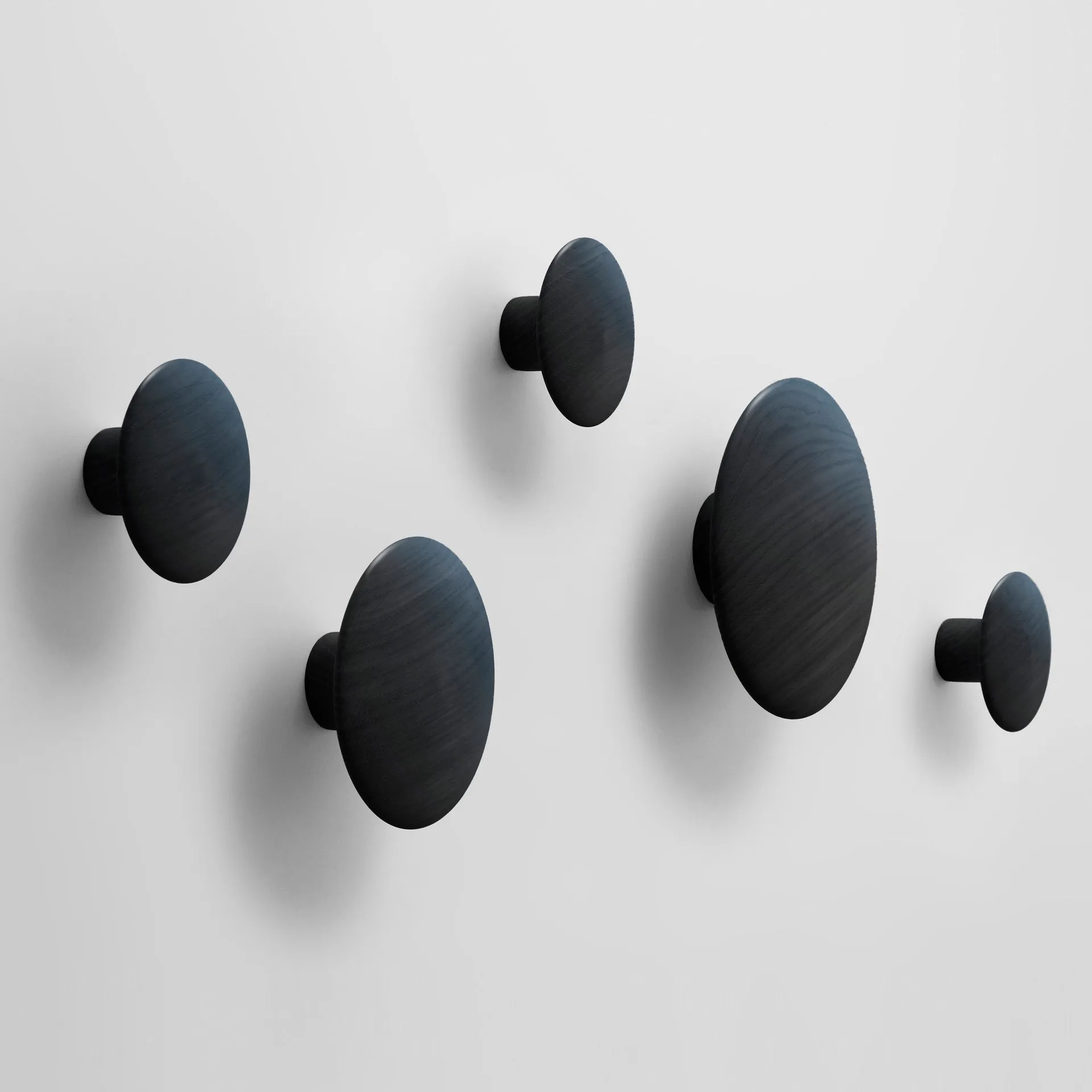 Dots wandhaak zwart, extra klein Muuto