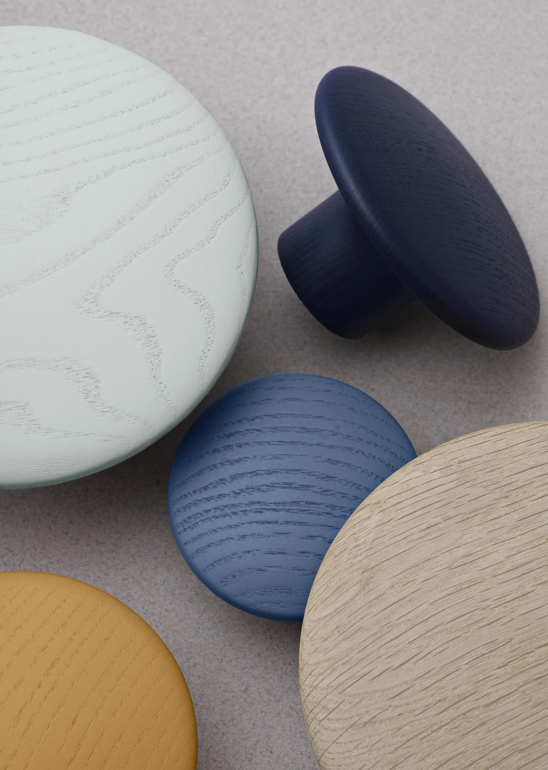 Dots wood haak sage green, Ø6,5 cm Muuto