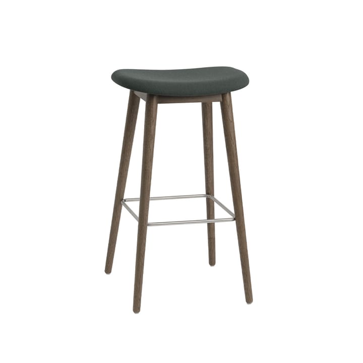 Fiber bar stool 75 cm - stof twill weave 990 dark green, bruingebeitste eikenhouten poten - Muuto