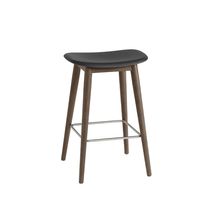 Fiber counter stool 75 cm - black, donkerbruingebeitste poten - Muuto