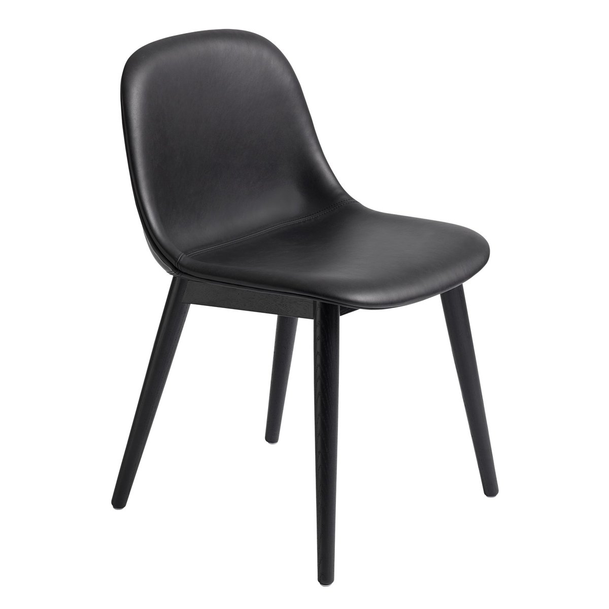 Muuto Fiber Side Chair stoel met houten poten Black leather-black