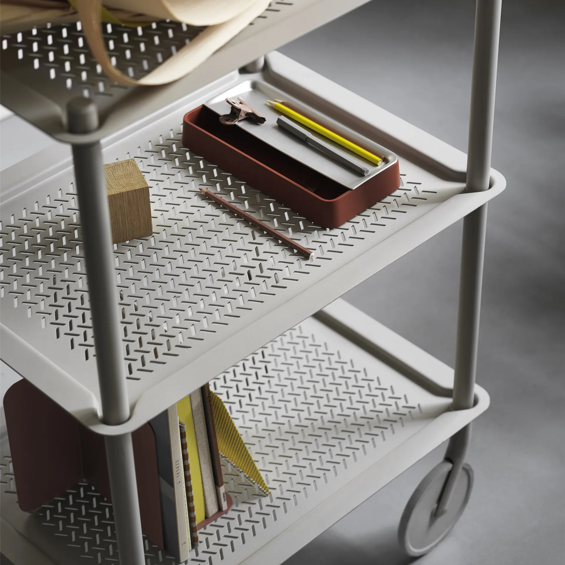 Flow 3-layer trolley 90 cm, Grijs Muuto