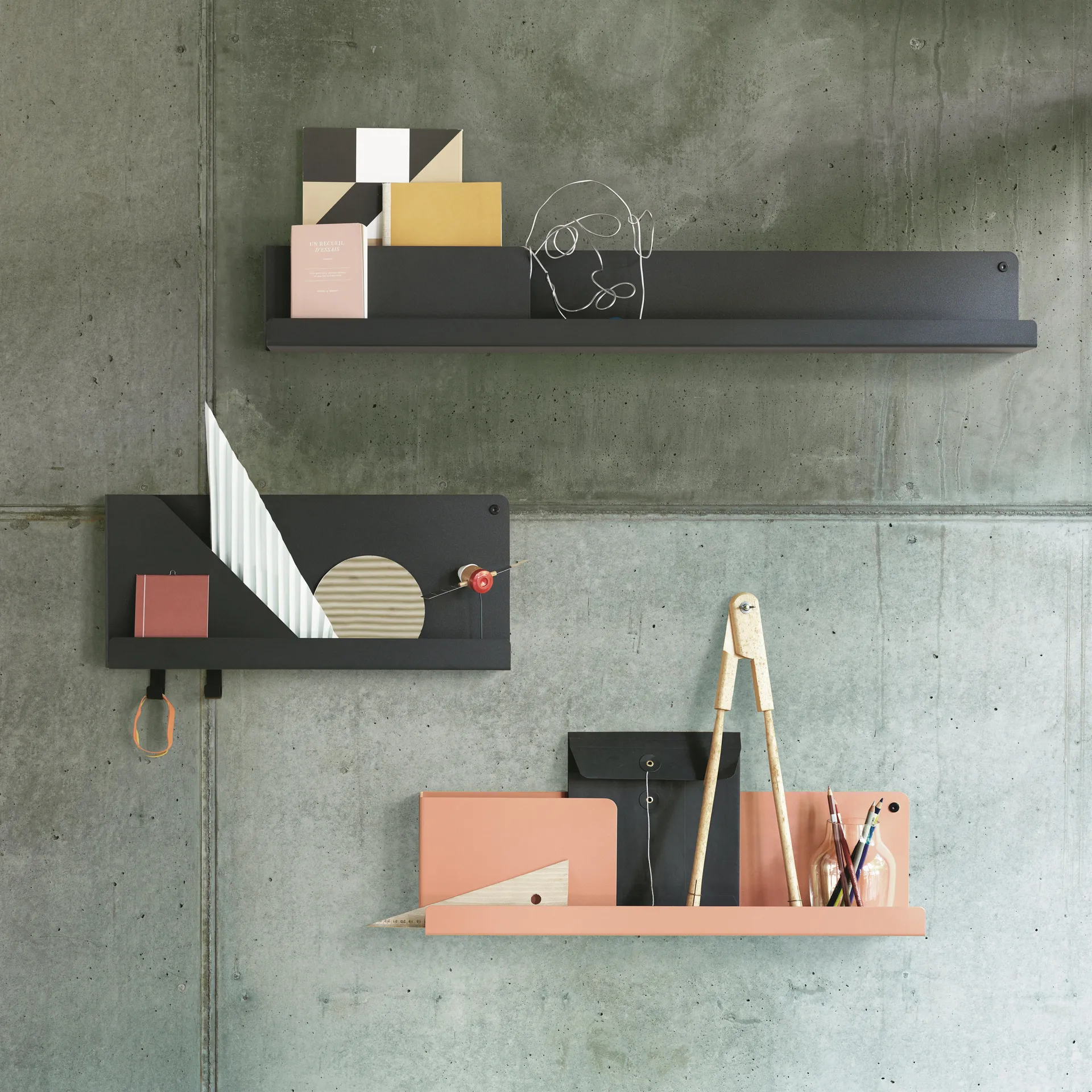 Folded plank groot, zwart Muuto