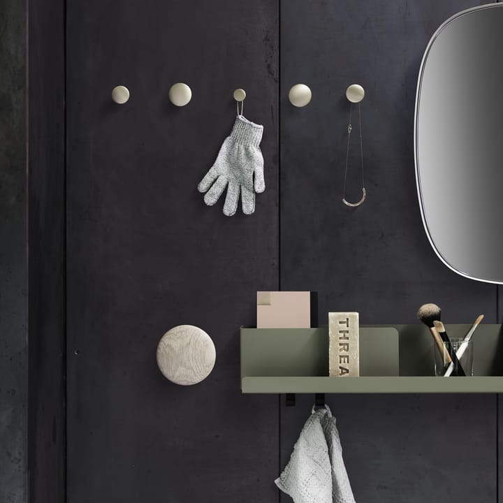 Folded plank klein, olijf Muuto