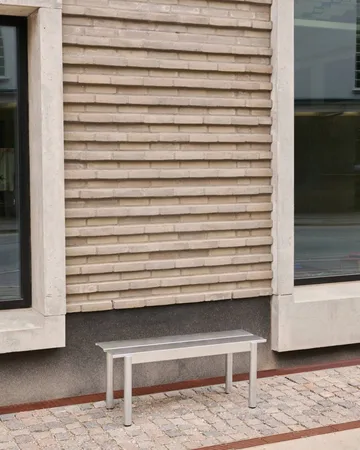 Linear Steel bank 110x34 cm - Warm galvanized steel - Muuto