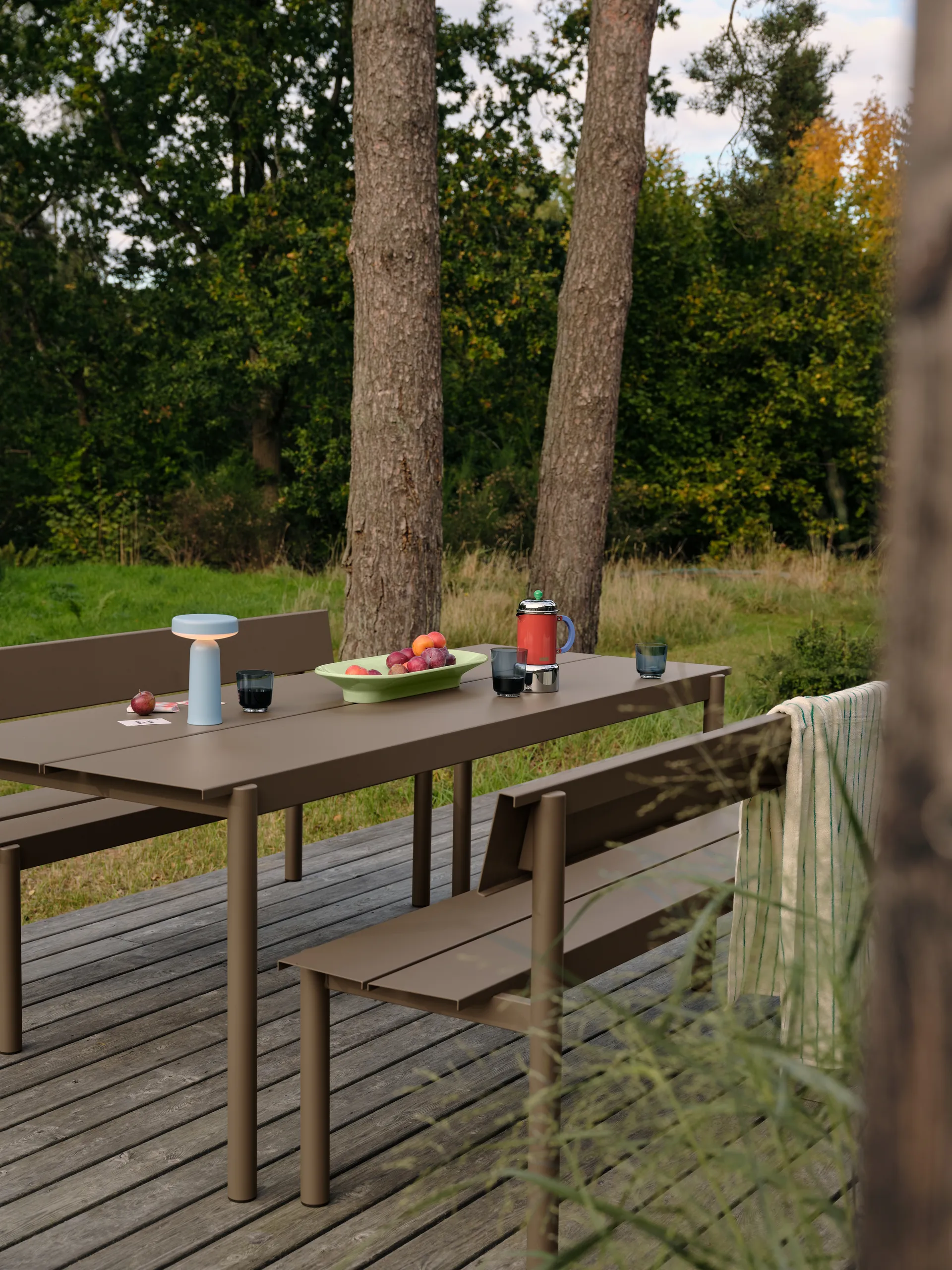 Linear Steel tafel, Taupe, 220x90 cm Muuto