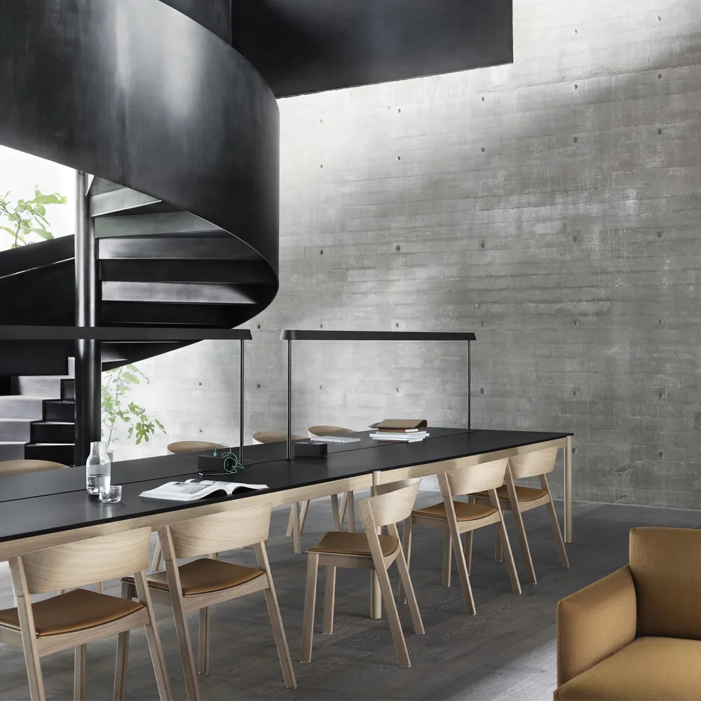 Linear System End Module tafel, Black-Oak 142x120 cm Muuto