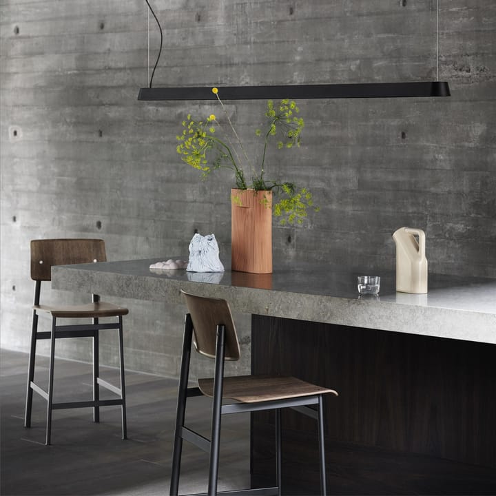 Loft barkruk, oak, hoog, zwart stalen frame Muuto