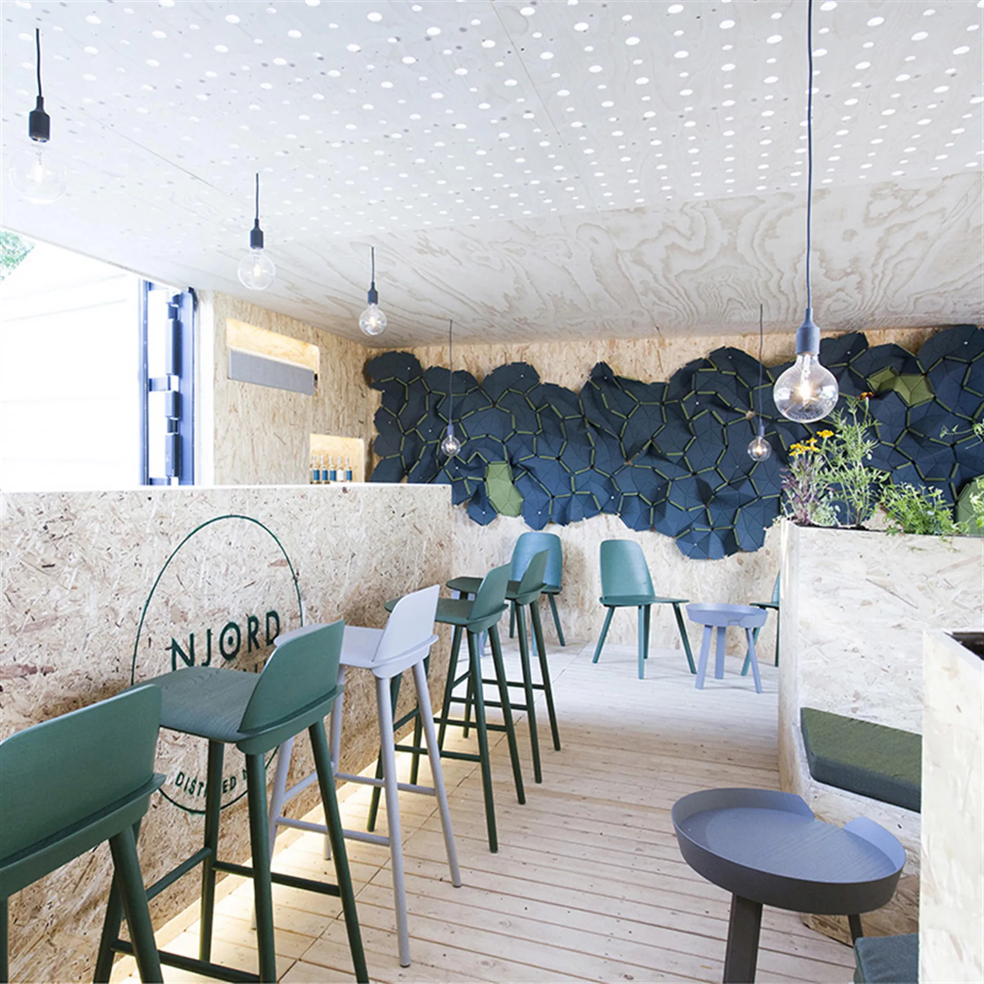 Nerd barkruk 75 cm, donkergroen Muuto