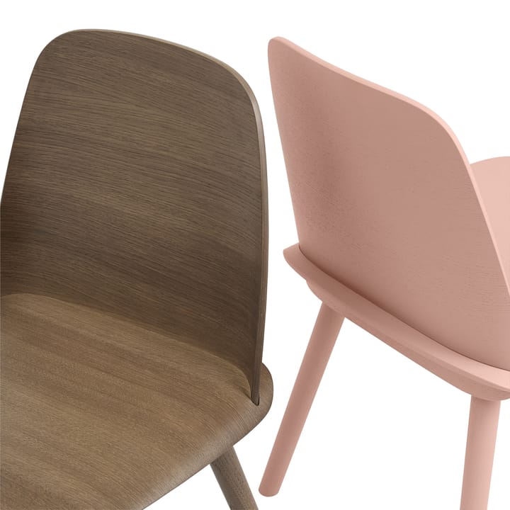 Nerd eetstoel, Stained dark brown Muuto