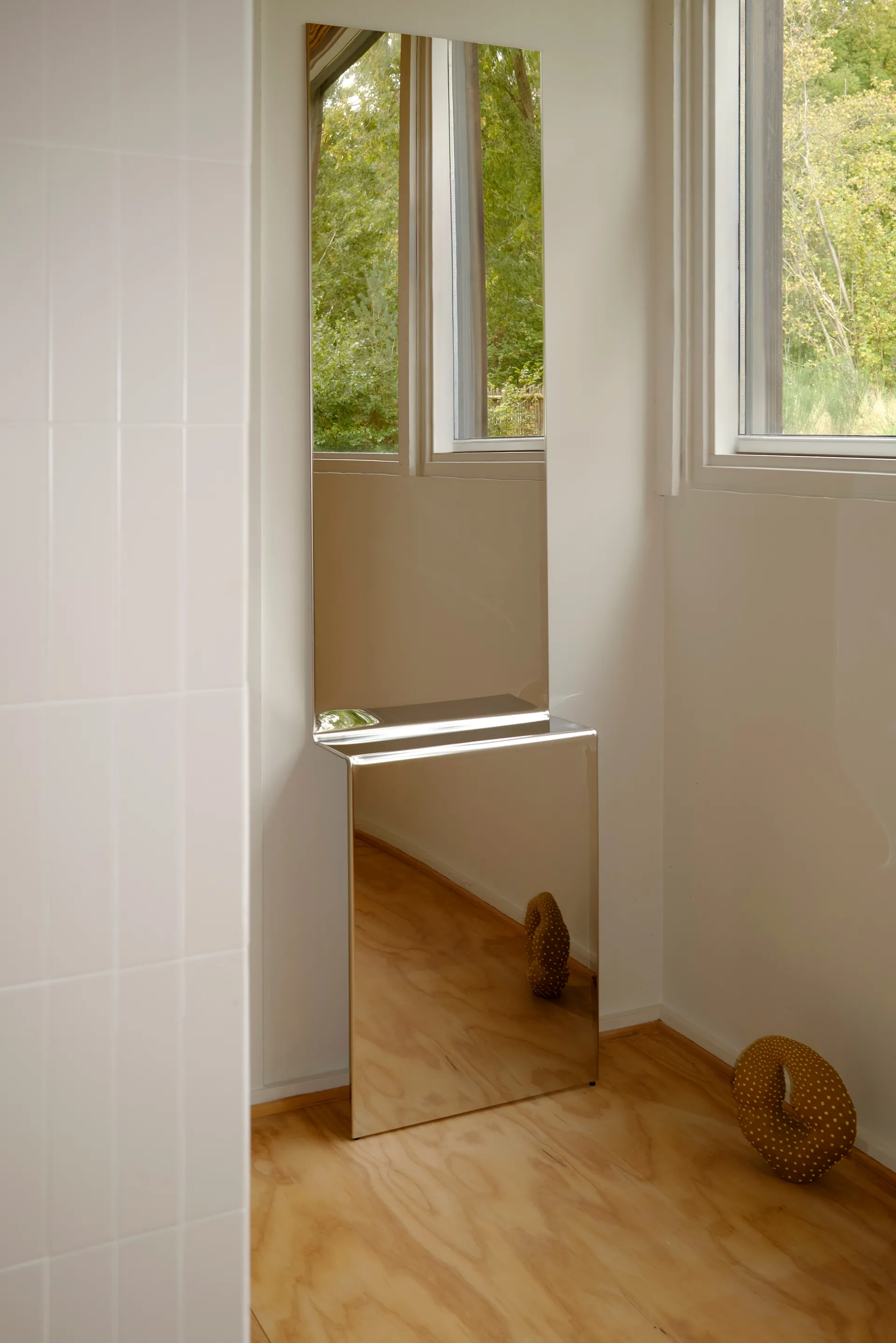 Pleat wandspiegel, Polerat stål, 227x57 cm Muuto