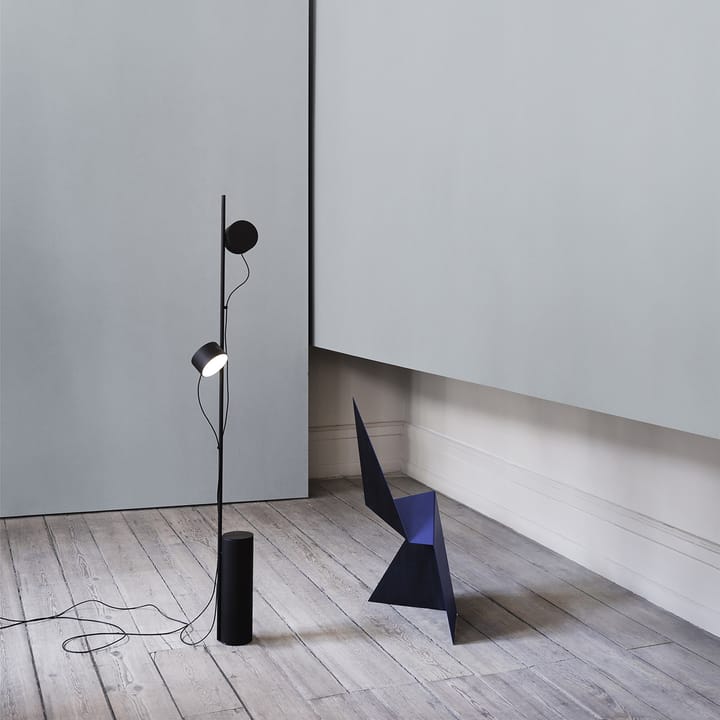 Post vloerlamp, Zwart Muuto
