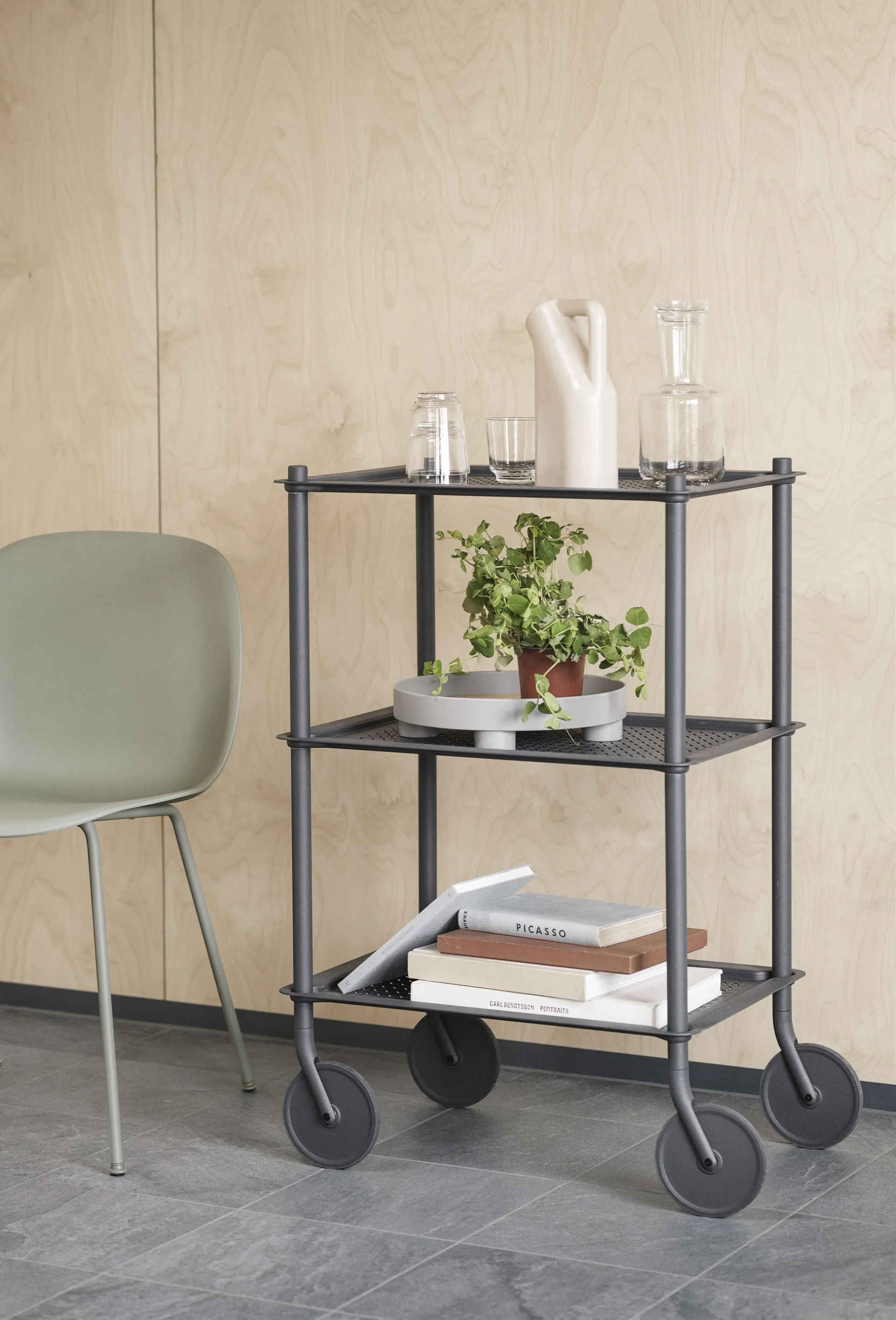 Raise karaf, Clear Muuto