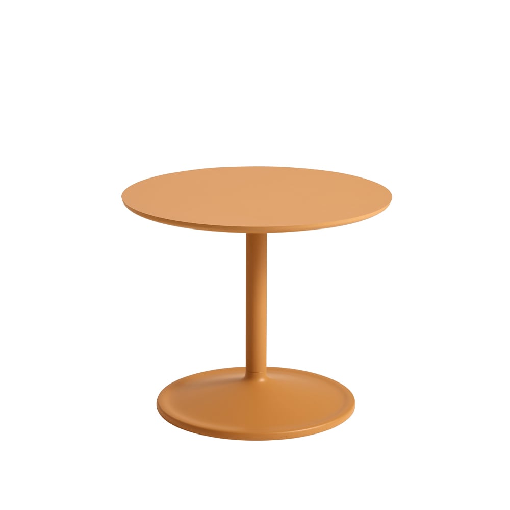 Muuto Soft bijzettafel Ø48cm Orange laminate H: 40 cm