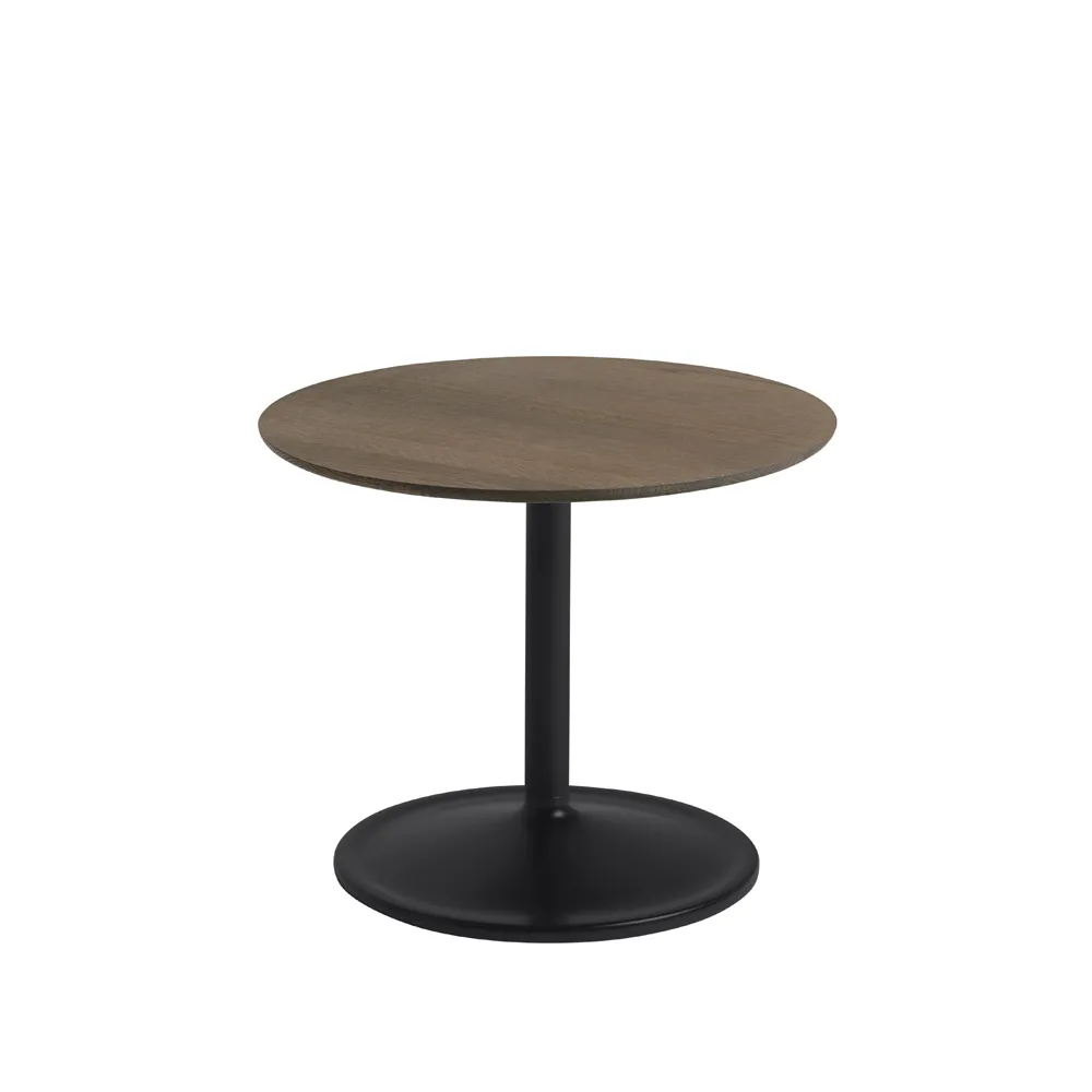 Soft bijzettafel Ø48cm, Smoked oak-Black H: 40 cm Muuto