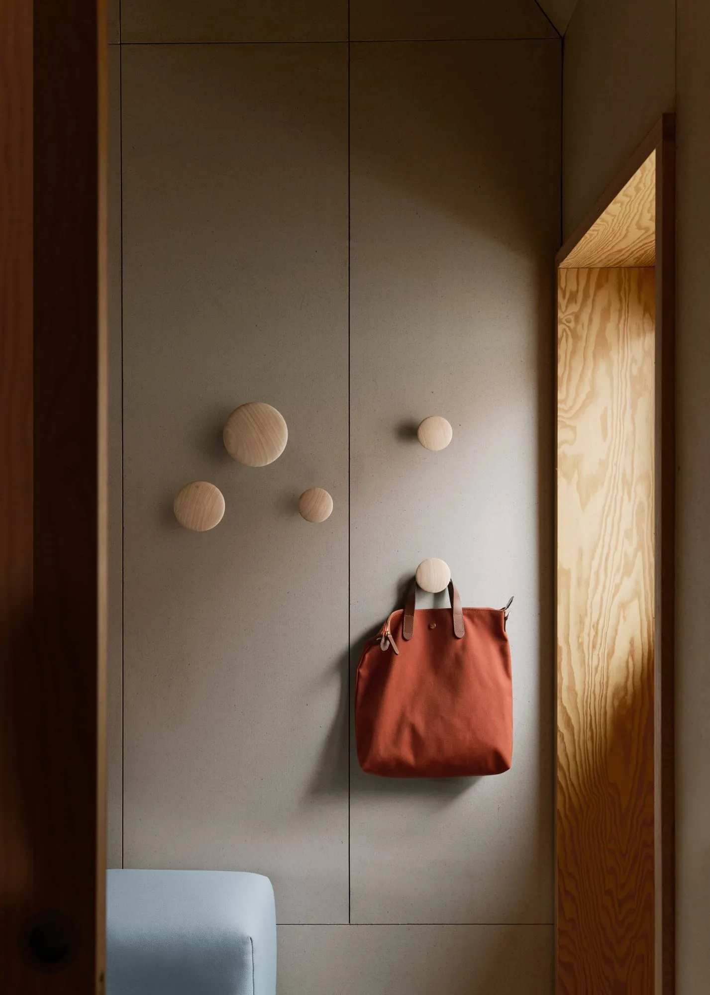 The Dots wandhaken 5-pack, eikenhout Muuto