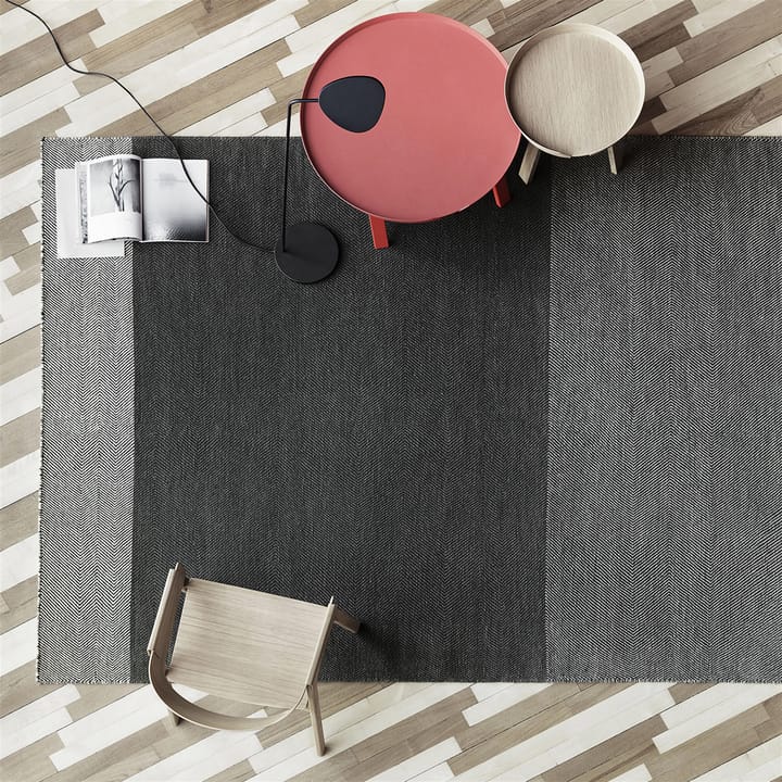 Varjo vloerkleed 200 x 300 cm., donkergrijs Muuto