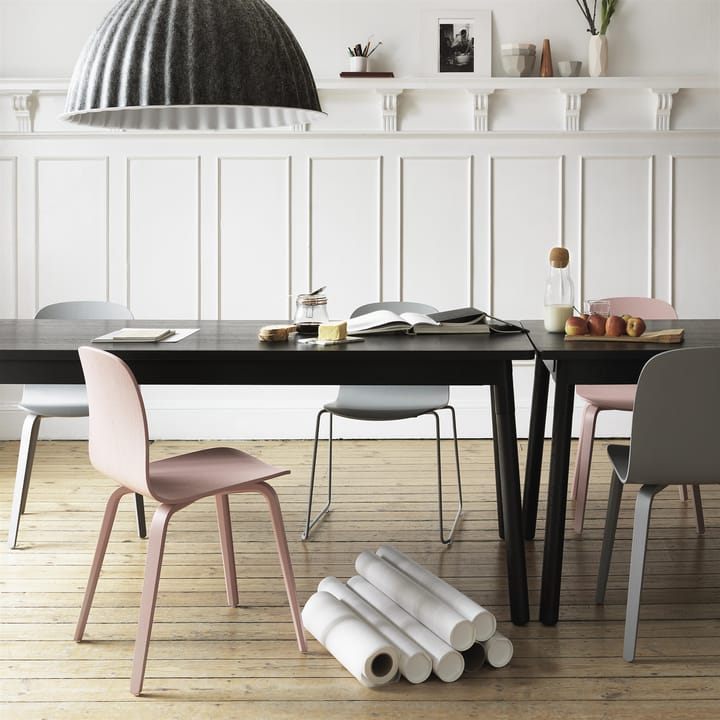 Visu Chair stoel houten onderstel, grijs Muuto