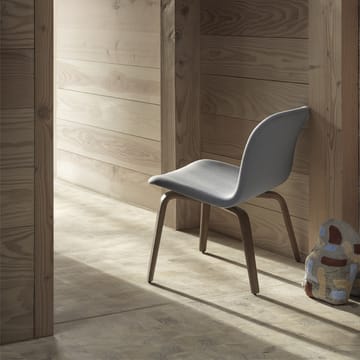 Visu loungefauteuil bekleed stoel - Refine leather beige-Brown oak - Muuto