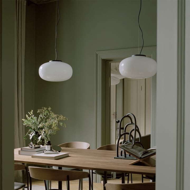 Karl-Johan Large hanglamp  Ø40 cm, opaalwit New Works
