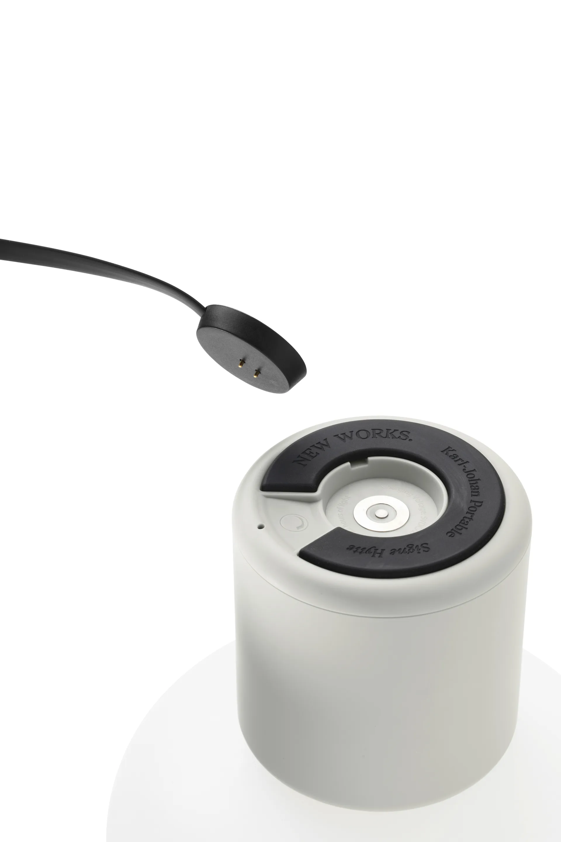 Karl-Johan tafellamp portabel, Light grey New Works