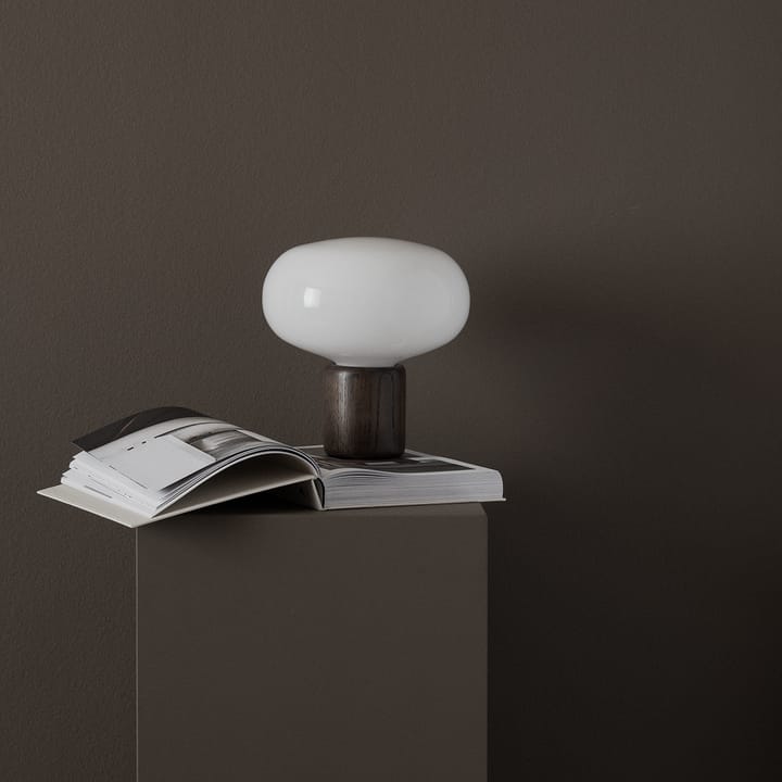 Karl-Johan tafellamp, Smoked oak-white opal glass New Works